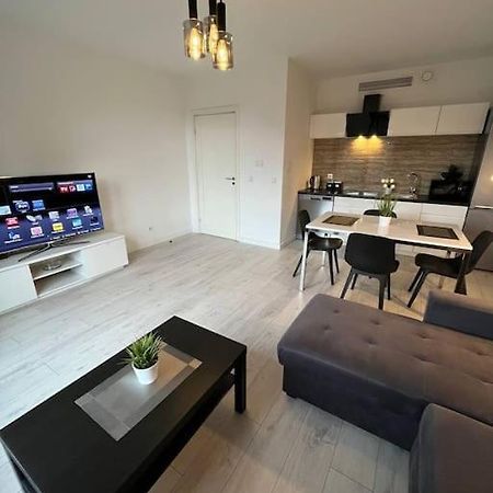 New Apartment Old Town -6 People - 200M Town Hall Вроцлав Екстериор снимка