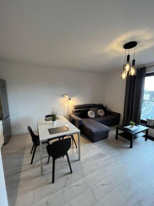 New Apartment Old Town -6 People - 200M Town Hall Вроцлав Екстериор снимка
